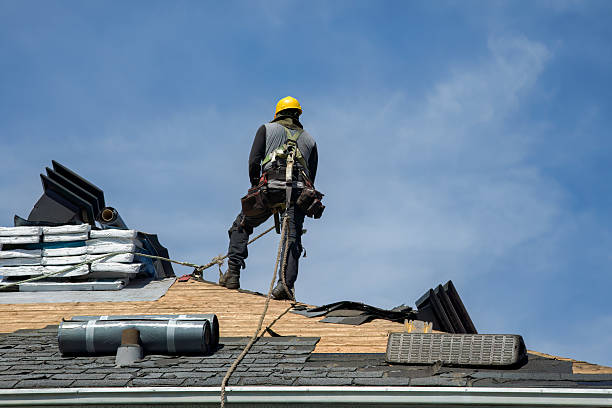 Professional Gutter Installation technician working in Alief, TX